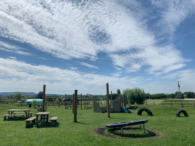 Snakey Park, Eastington